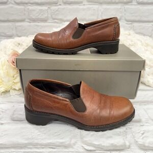 Cole Haan Farren Country Shoe Womans 5.5 Brown Leather SlipOn Minimalist Loafers